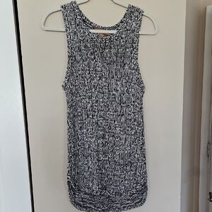 Ellen Tracy Black & White Knotted Sleeveless Sweater Tank Top Medium EUC